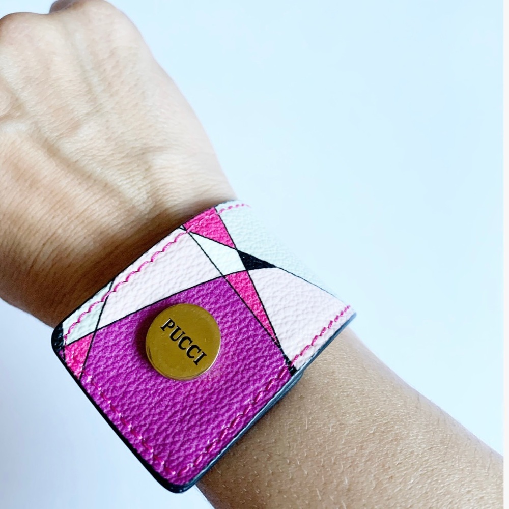 Pucci leather bracelet